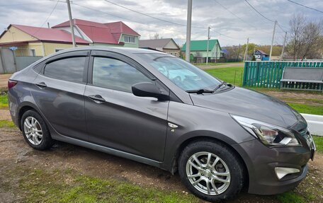 Hyundai Solaris II рестайлинг, 2014 год, 999 999 рублей, 5 фотография