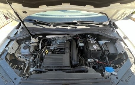 Volkswagen Tiguan II, 2020 год, 3 000 000 рублей, 20 фотография