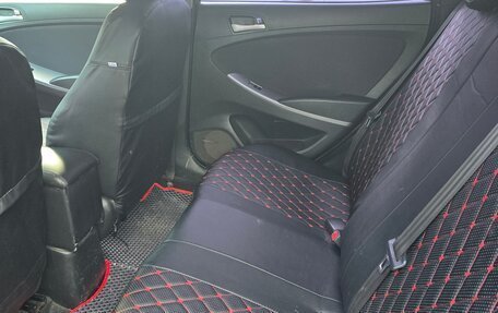 Hyundai Solaris II рестайлинг, 2014 год, 999 999 рублей, 8 фотография