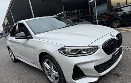 BMW 1 серия, 2023 год, 1 848 000 рублей, 3 фотография