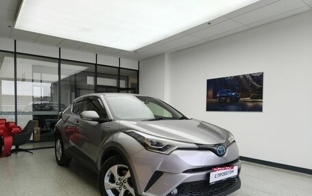 Toyota C-HR I рестайлинг, 2018 год, 1 950 000 рублей, 3 фотография