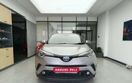 Toyota C-HR I рестайлинг, 2018 год, 1 950 000 рублей, 2 фотография
