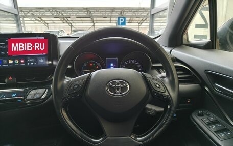 Toyota C-HR I рестайлинг, 2018 год, 1 950 000 рублей, 9 фотография