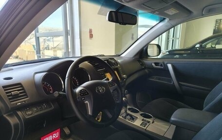 Toyota Highlander III, 2013 год, 1 730 000 рублей, 7 фотография