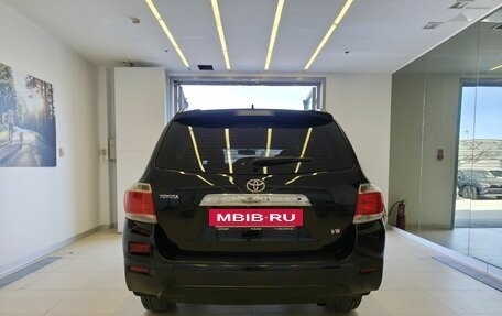 Toyota Highlander III, 2013 год, 1 730 000 рублей, 5 фотография