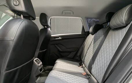 Volkswagen Taos, 2021 год, 2 620 000 рублей, 38 фотография