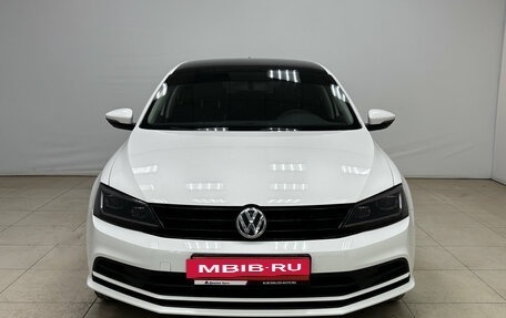 Volkswagen Jetta VI, 2015 год, 1 240 000 рублей, 2 фотография