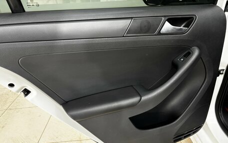 Volkswagen Jetta VI, 2015 год, 1 240 000 рублей, 14 фотография