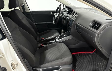 Volkswagen Jetta VI, 2015 год, 1 240 000 рублей, 13 фотография