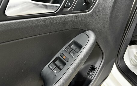 Volkswagen Jetta VI, 2015 год, 1 240 000 рублей, 8 фотография