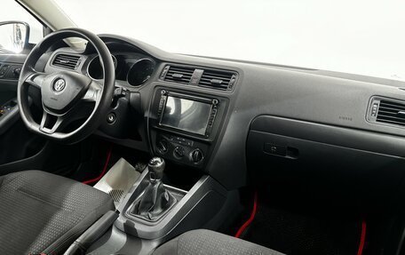 Volkswagen Jetta VI, 2015 год, 1 240 000 рублей, 12 фотография