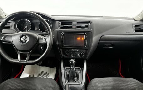 Volkswagen Jetta VI, 2015 год, 1 240 000 рублей, 10 фотография