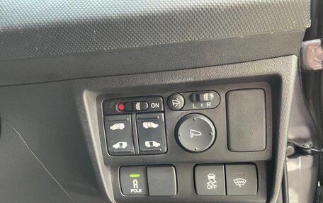Honda Freed I, 2014 год, 1 050 000 рублей, 9 фотография