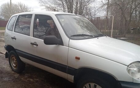 Chevrolet Niva I рестайлинг, 2003 год, 200 000 рублей, 3 фотография