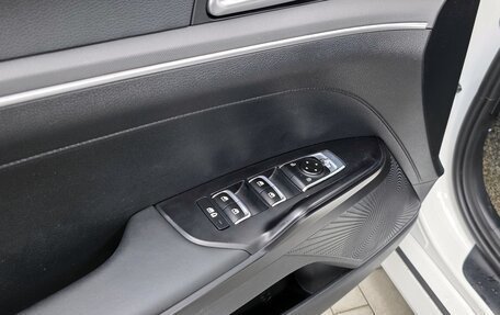 KIA K5, 2022 год, 28 фотография