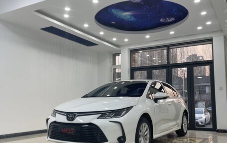 Toyota Corolla, 2022 год, 1 375 000 рублей, 2 фотография