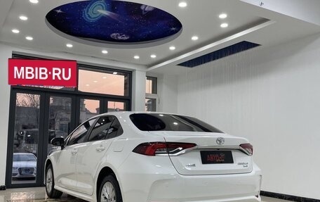 Toyota Corolla, 2022 год, 1 375 000 рублей, 6 фотография