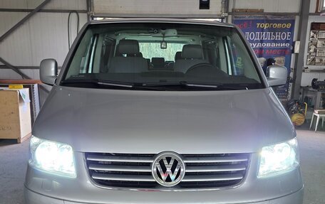 Volkswagen Multivan T5, 2005 год, 5 550 000 рублей, 1 фотография