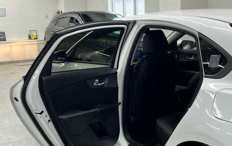 KIA K3, 2020 год, 2 047 000 рублей, 15 фотография