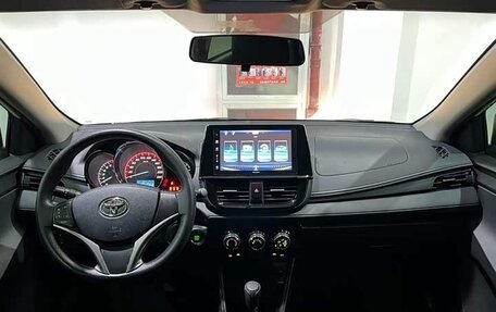 Toyota Vios III, 2022 год, 1 370 000 рублей, 9 фотография