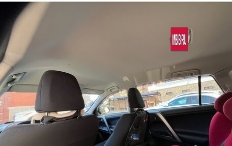 Toyota RAV4, 2016 год, 2 100 000 рублей, 3 фотография