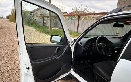 Chevrolet Niva I рестайлинг, 2014 год, 690 000 рублей, 25 фотография