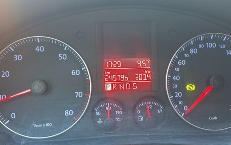 Volkswagen Golf V, 2006 год, 575 000 рублей, 10 фотография