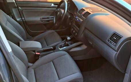 Volkswagen Golf V, 2006 год, 575 000 рублей, 6 фотография