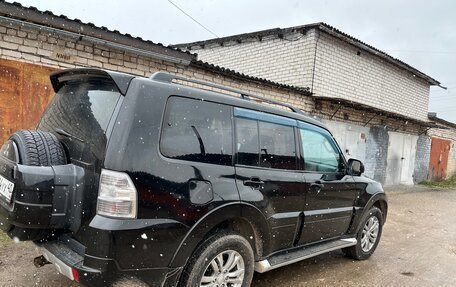 Mitsubishi Pajero IV, 2012 год, 1 835 000 рублей, 3 фотография