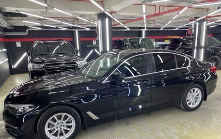 BMW 5 серия, 2018 год, 3 200 000 рублей, 18 фотография