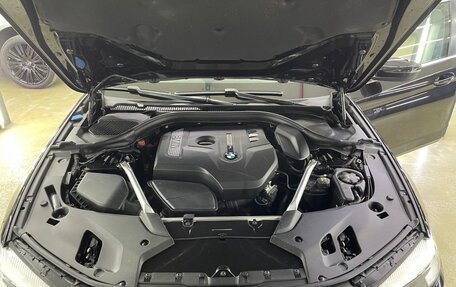 BMW 5 серия, 2018 год, 3 200 000 рублей, 17 фотография