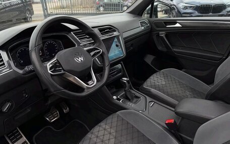 Volkswagen Tiguan II, 2022 год, 2 600 000 рублей, 7 фотография