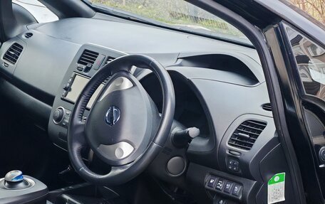 Nissan Leaf I, 2017 год, 920 000 рублей, 5 фотография