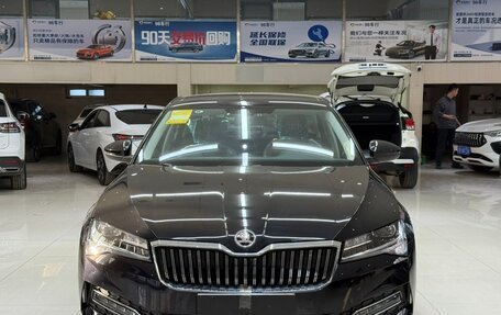 Skoda Superb III рестайлинг, 2026 год, 2 615 000 рублей, 3 фотография