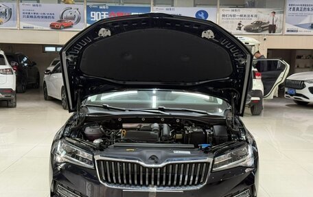 Skoda Superb III рестайлинг, 2026 год, 2 615 000 рублей, 24 фотография