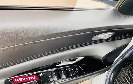 Hyundai Elantra, 2022 год, 1 370 000 рублей, 9 фотография