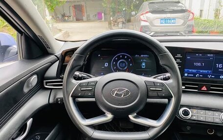 Hyundai Elantra, 2022 год, 1 370 000 рублей, 14 фотография