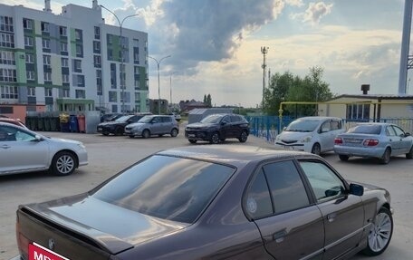 BMW 5 серия, 1993 год, 570 000 рублей, 4 фотография