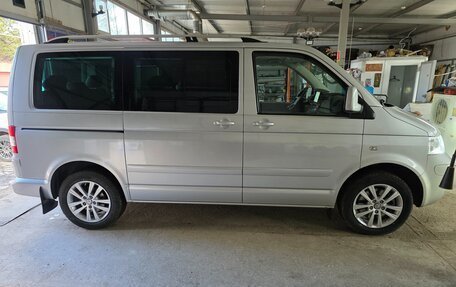 Volkswagen Multivan T5, 2005 год, 5 550 000 рублей, 2 фотография