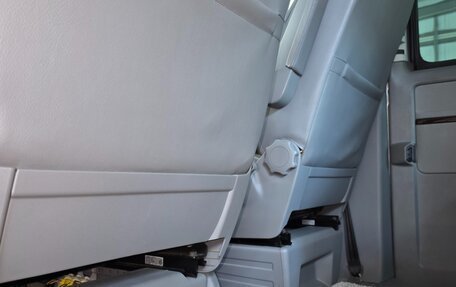 Volkswagen Multivan T5, 2005 год, 5 550 000 рублей, 11 фотография