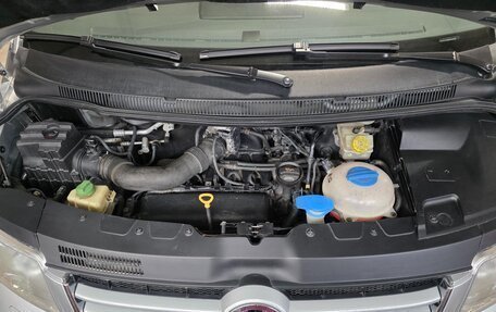 Volkswagen Multivan T5, 2005 год, 5 550 000 рублей, 18 фотография