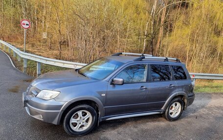 Mitsubishi Outlander III рестайлинг 3, 2004 год, 530 000 рублей, 5 фотография