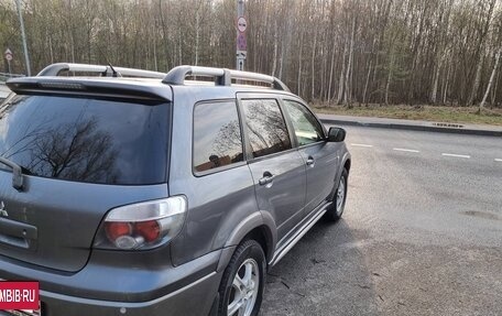 Mitsubishi Outlander III рестайлинг 3, 2004 год, 530 000 рублей, 7 фотография