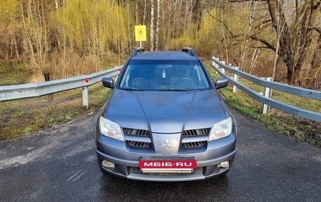 Mitsubishi Outlander III рестайлинг 3, 2004 год, 530 000 рублей, 6 фотография