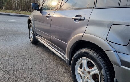 Mitsubishi Outlander III рестайлинг 3, 2004 год, 530 000 рублей, 18 фотография