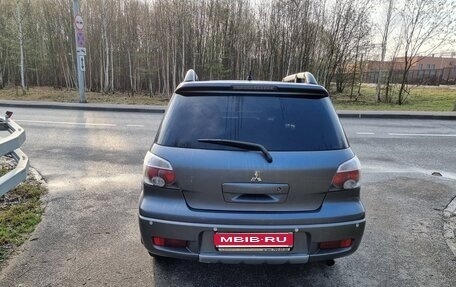Mitsubishi Outlander III рестайлинг 3, 2004 год, 530 000 рублей, 20 фотография