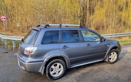 Mitsubishi Outlander III рестайлинг 3, 2004 год, 530 000 рублей, 26 фотография