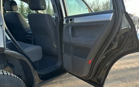 Volkswagen Touareg III, 2006 год, 950 000 рублей, 18 фотография