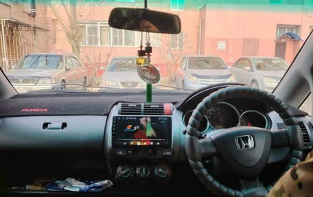 Honda Fit III, 2002 год, 370 000 рублей, 4 фотография