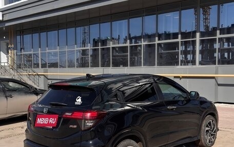 Honda Vezel, 2018 год, 1 800 000 рублей, 8 фотография